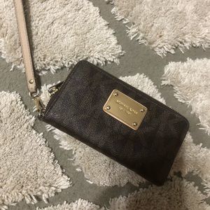Michael Kors wallet